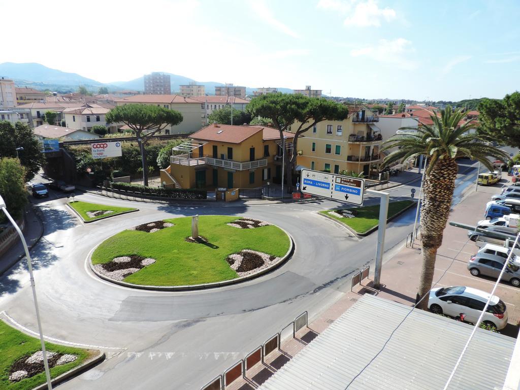 Noemi Apartment San Vincenzo Exterior photo
