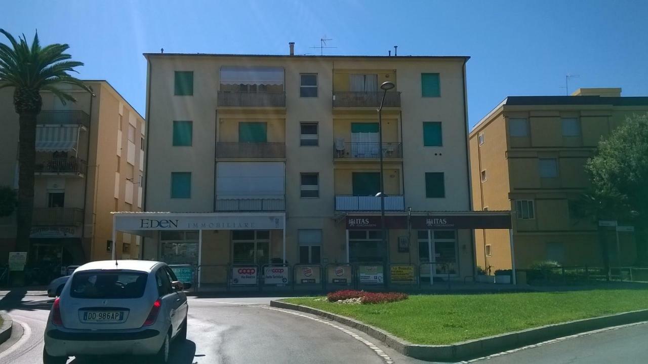 Noemi Apartment San Vincenzo Exterior photo