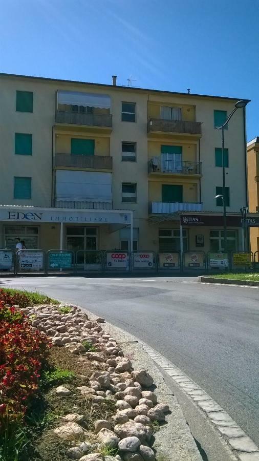 Noemi Apartment San Vincenzo Exterior photo